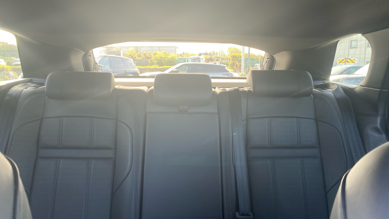 Land Rover Range Rover Evoque 1.5 P300e R-Dynamic HSE 5dr Auto Hatchback